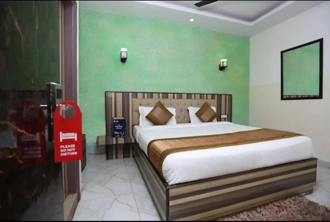 Hotel Airport Inn Near Delhi Airport New Delhi 3*,